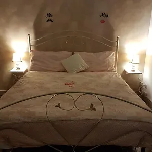 Lo Stadio Bed & Breakfast
